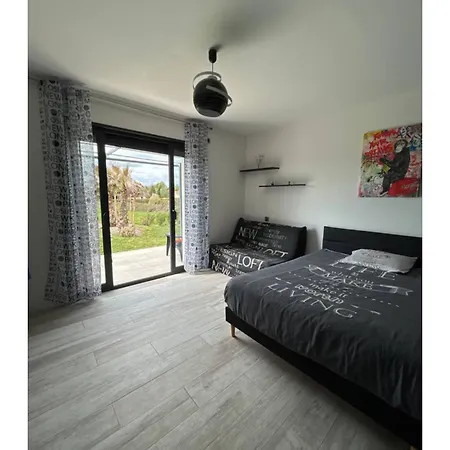 Δωμάτια σε οικογενειακή κατοικία Dans Maison Moderne Confort