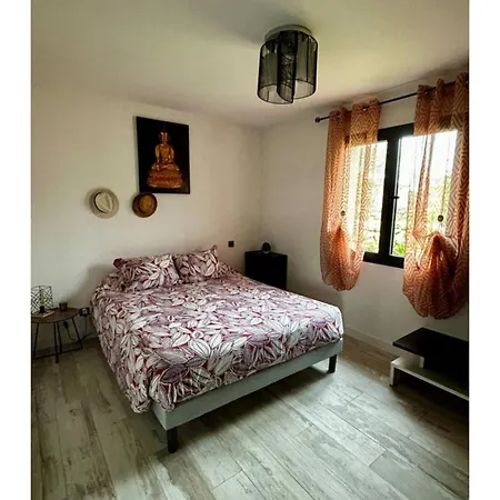 Δωμάτια σε οικογενειακή κατοικία Dans Maison Moderne Confort *