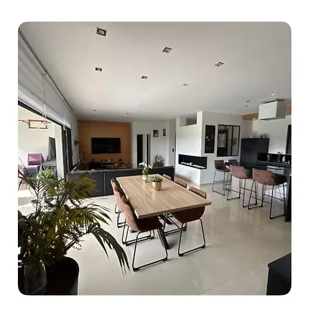 Dans Maison Moderne Confort Δωμάτια σε οικογενειακή κατοικία Orgueil